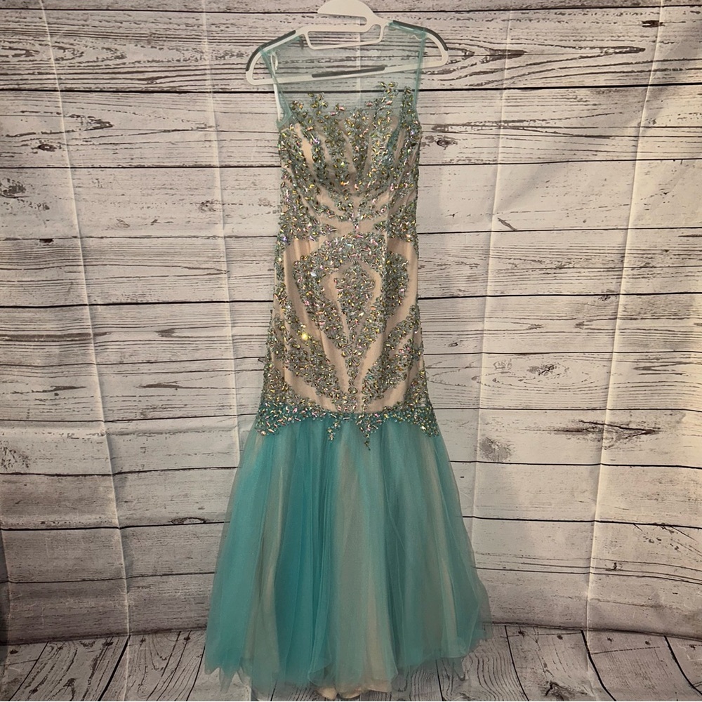 Terani Couture Prom Dress